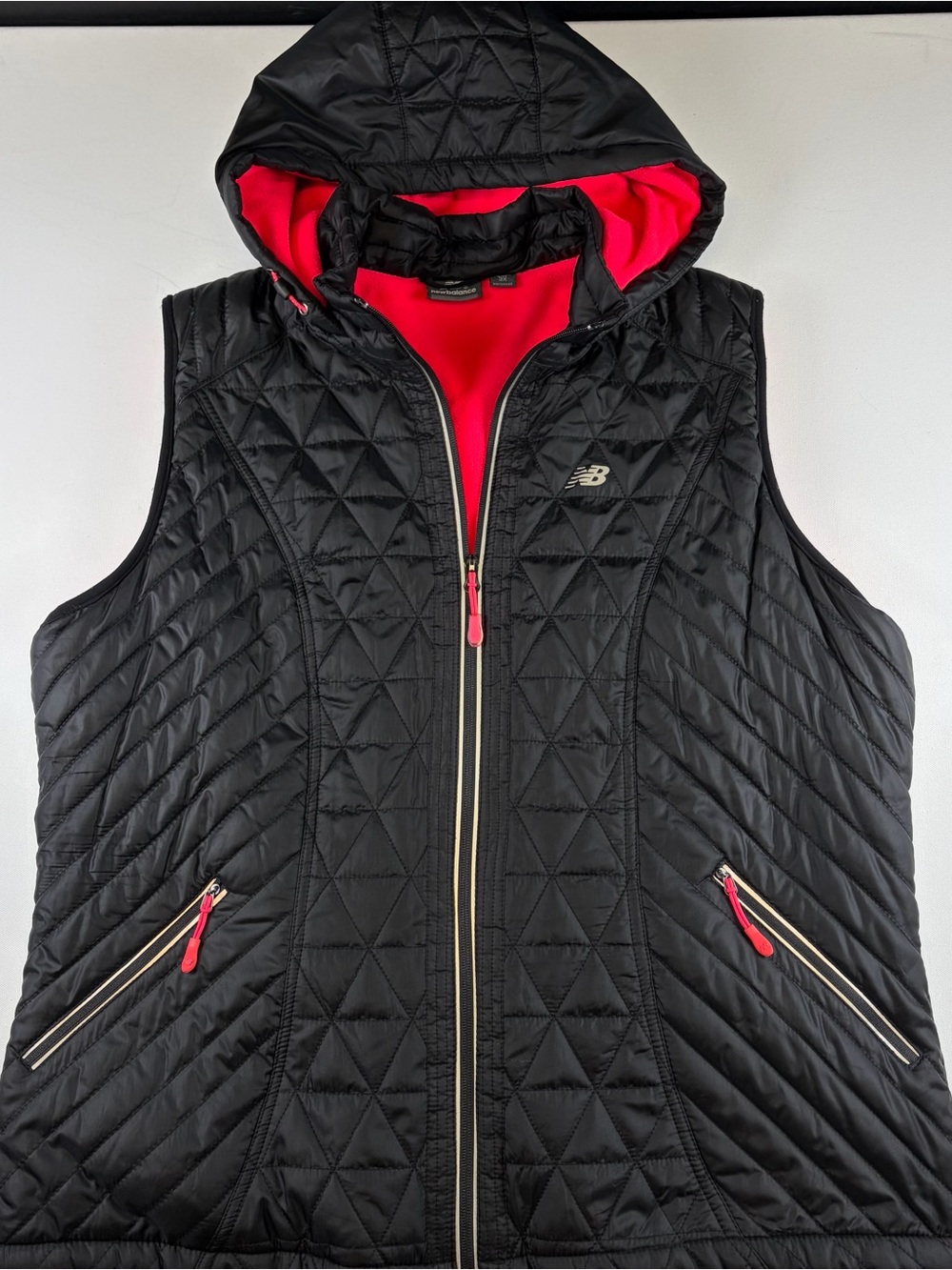 NEW BALANCE WOMENS 3X QUILTED HOODED VEST BLACK RED FLEECE LINED